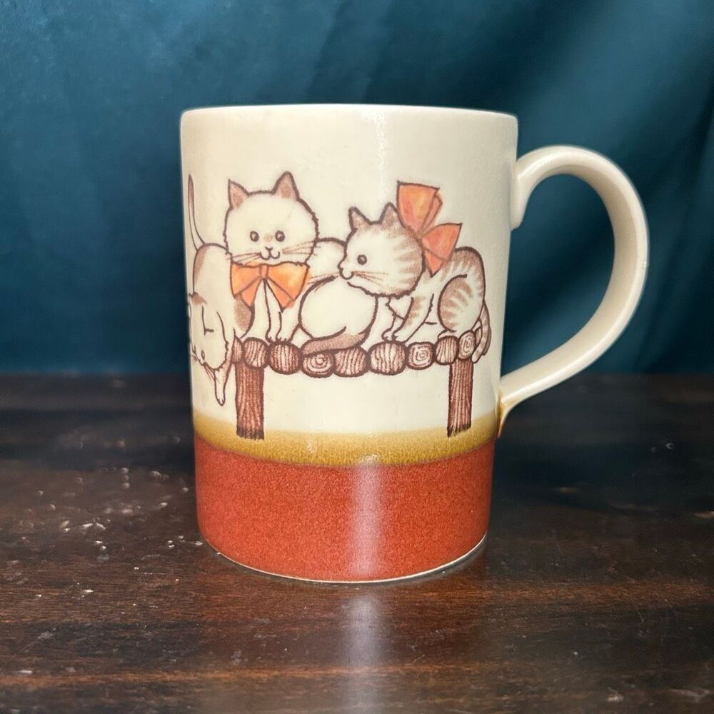 Otagiri Japan Cream and Brown Kitty Cats with Bows Mug